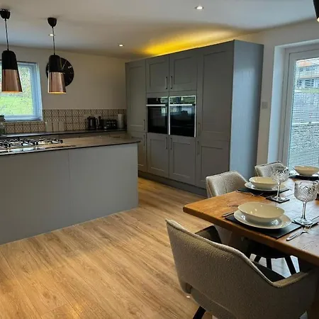 Bounty On The Lakes Holiday home *