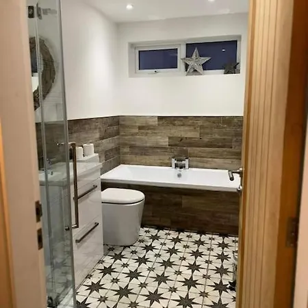 Bounty On The Lakes * Bowness-on-Windermere